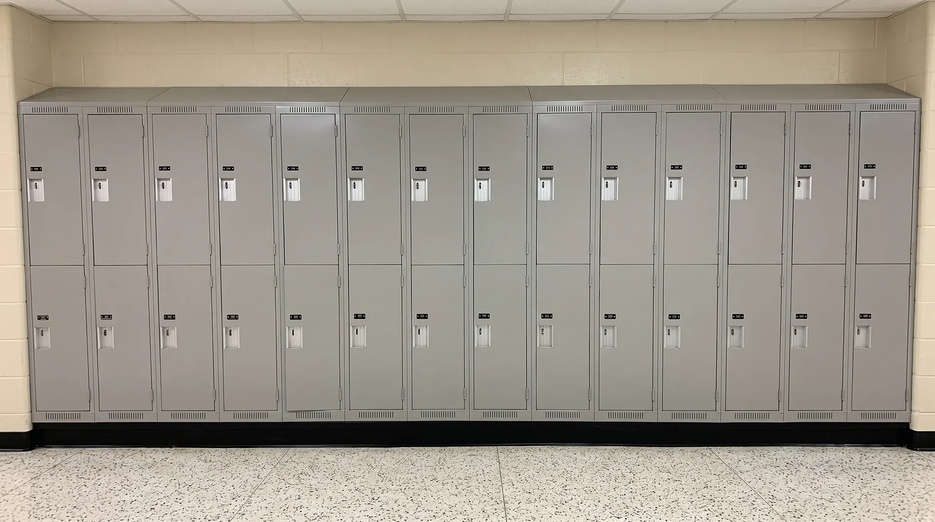 Metal Lockers - Image 4